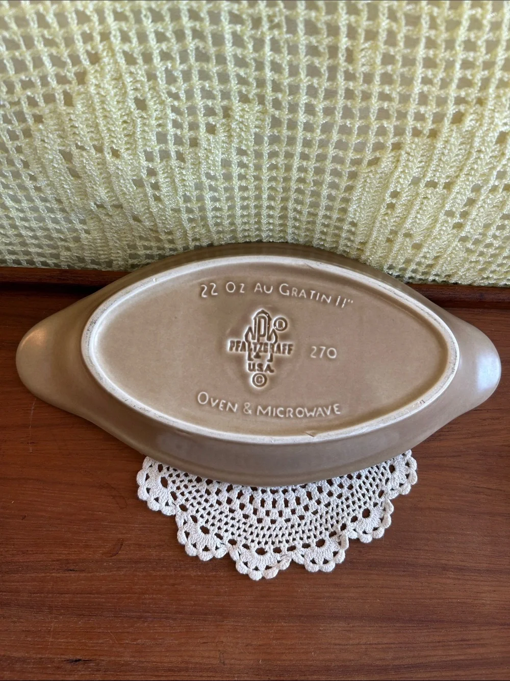 Vintage Pfaltzgraff “Folk Art” Stoneware Au Gratin Serving Dish. 22 oz